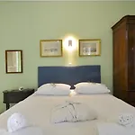 公寓 Wishing Well Apartment, Old Town - New Bathrooms , Full Air-conditioning