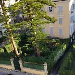 Wishing Well Apartment, Old Town - New Bathrooms , Full Air-conditioning * Corfu (city)