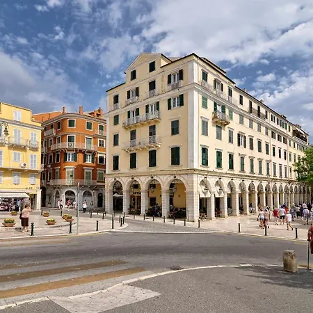 Wishing Well Apartment, Old Town - New Bathrooms , Full Air-conditioning 아파트 Corfu (city)