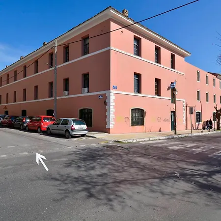 Wishing Well Apartment, Old Town - New Bathrooms , Full Air-conditioning * Corfu (city)