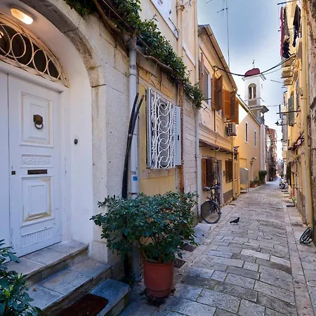 Wishing Well Apartment, Old Town - New Bathrooms , Full Air-conditioning Corfu (city)